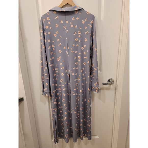 WAYF Remember Me Twist Detail Long Sleeve Cutout Midi Dress In Silver - Picture 3 of 9